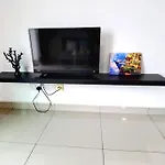 Town Area Twin Galaxy 2Br 7Pax Netflix!!By Stay