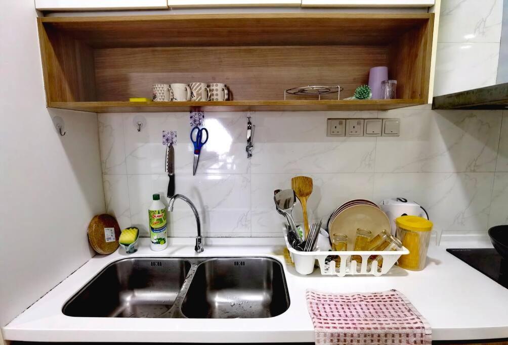 Apartemen Town Area Twin Galaxy 2br 7pax Netflix!!by