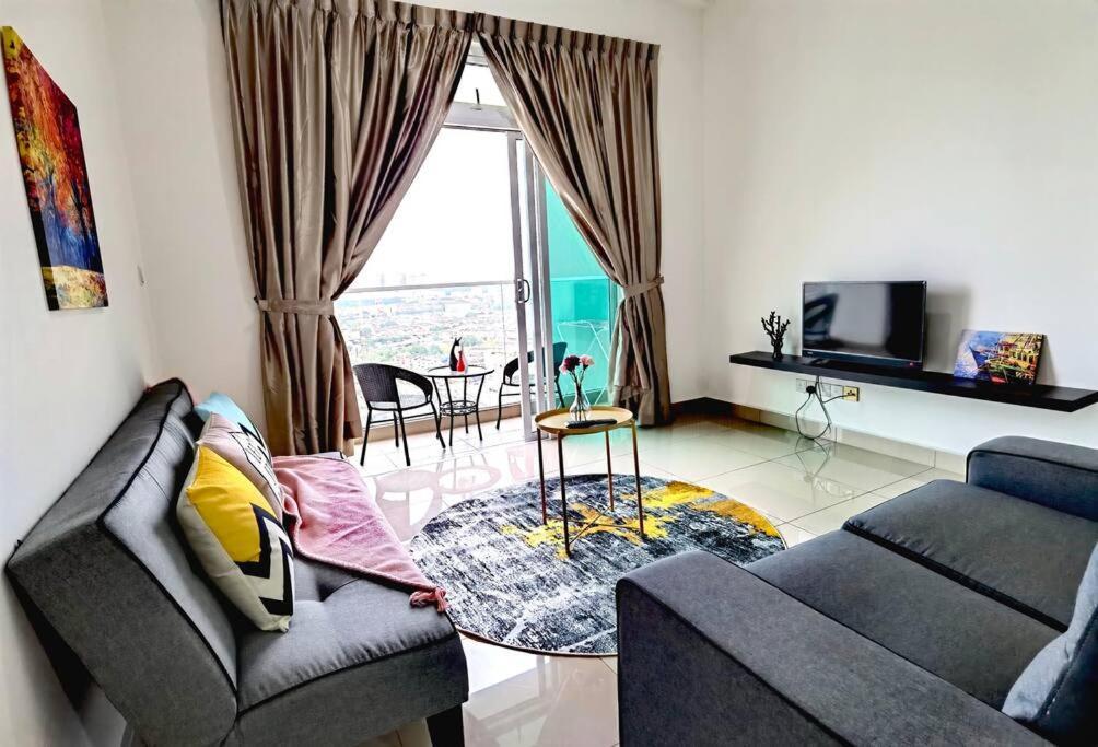 Town Area Twin Galaxy 2br 7pax Netflix!!by Apartemen