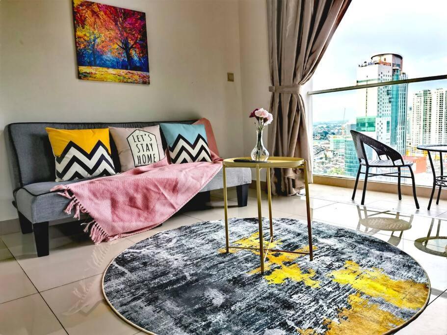 Town Area Twin Galaxy 2br 7pax Netflix!!by Apartemen Johor Bahru