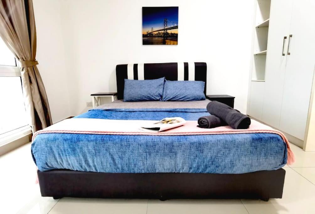 Town Area Twin Galaxy 2br 7pax Netflix!!by